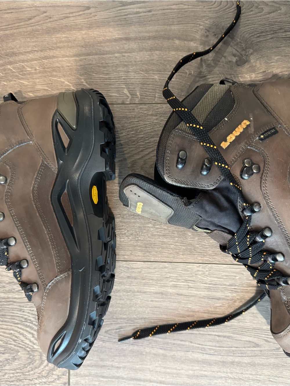 2024 LOWA Renegade GTX Mid — Sepia/Sepia Hiking Boots